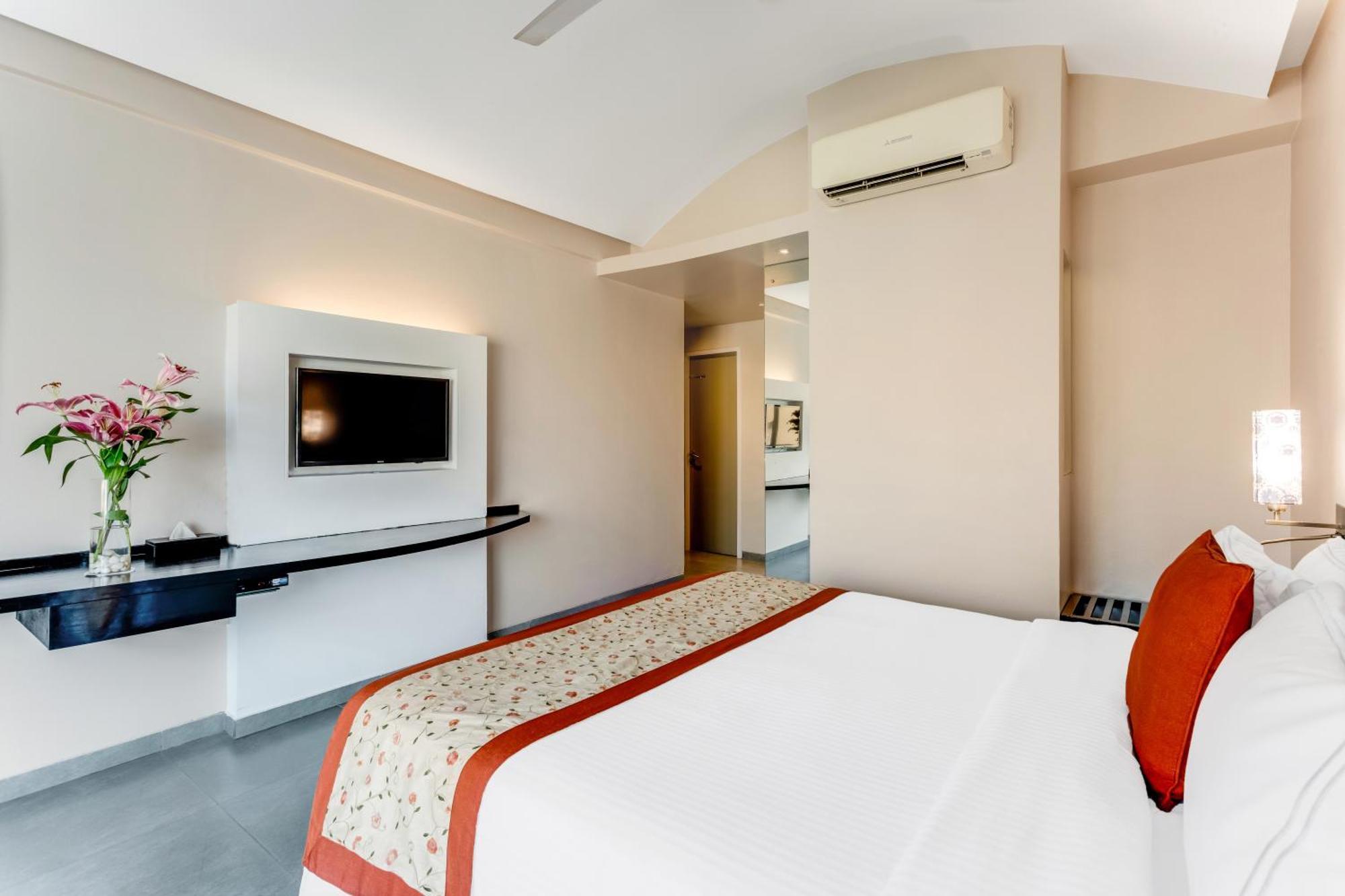 Whispering Palms 4* Candolim